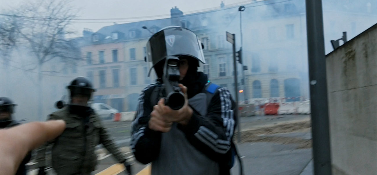 Un Pays qui se tient sage